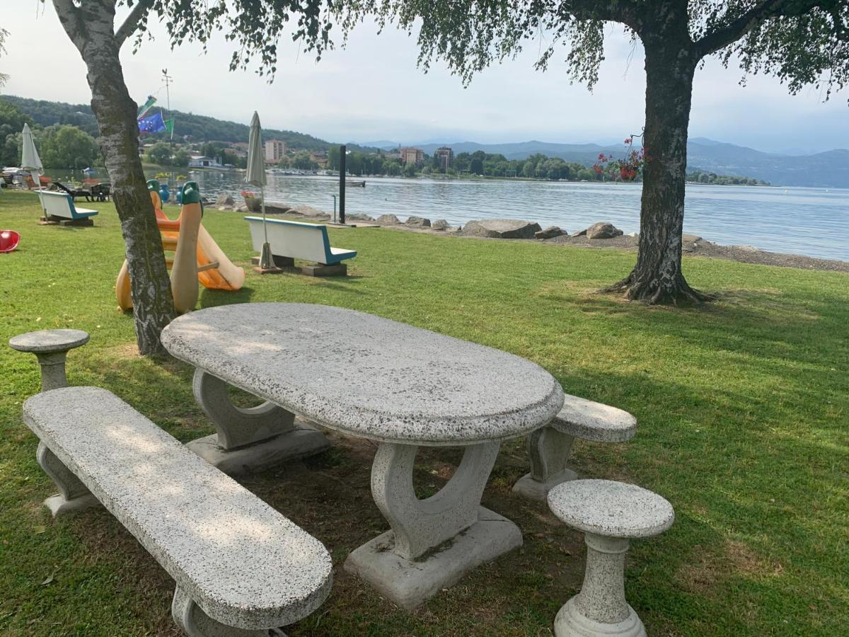 Casa In Riva Al Lago Diletta Spiti Castelletto sopra Ticino Luaran gambar