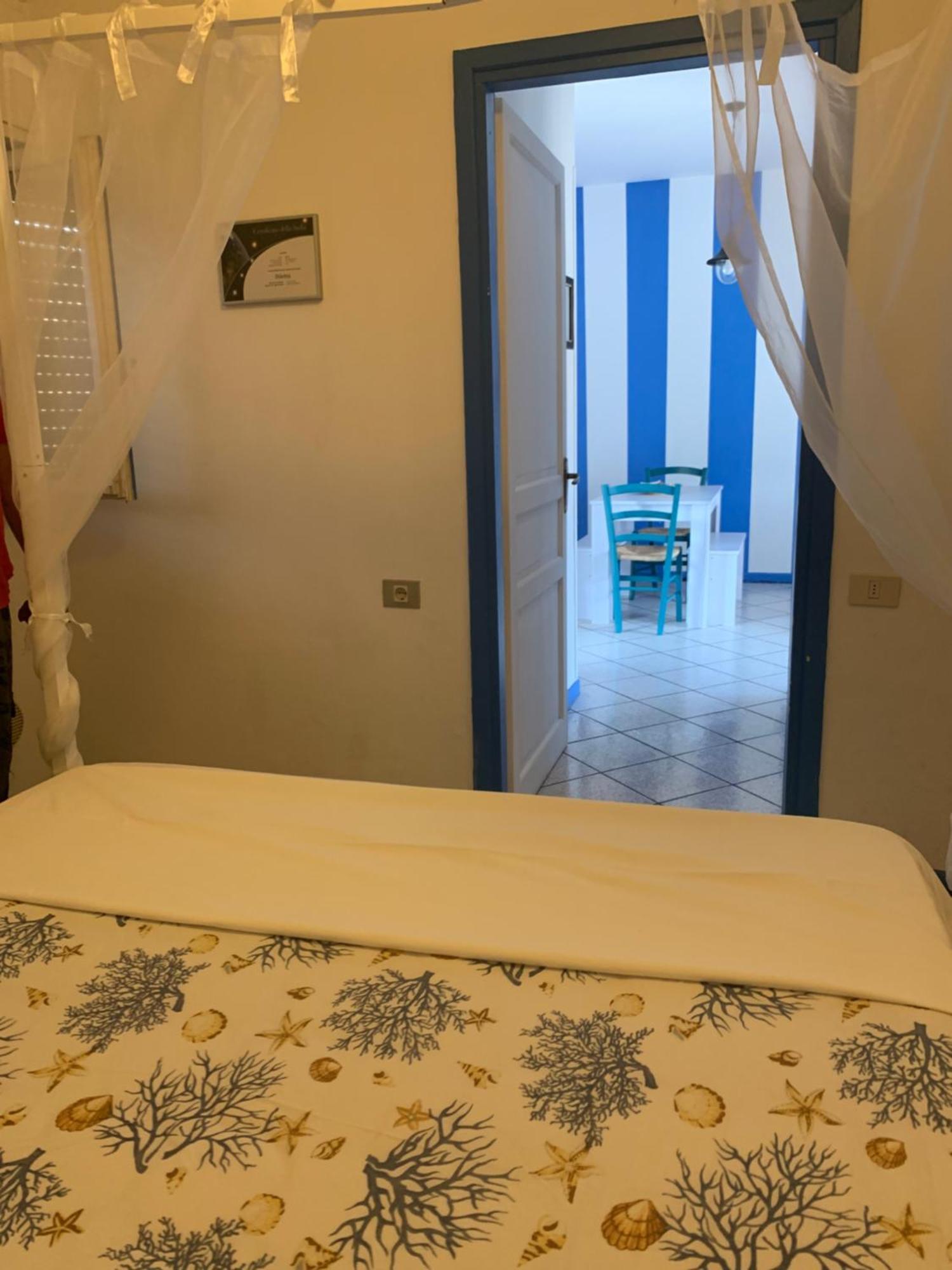 Casa In Riva Al Lago Diletta Spiti Castelletto sopra Ticino Luaran gambar